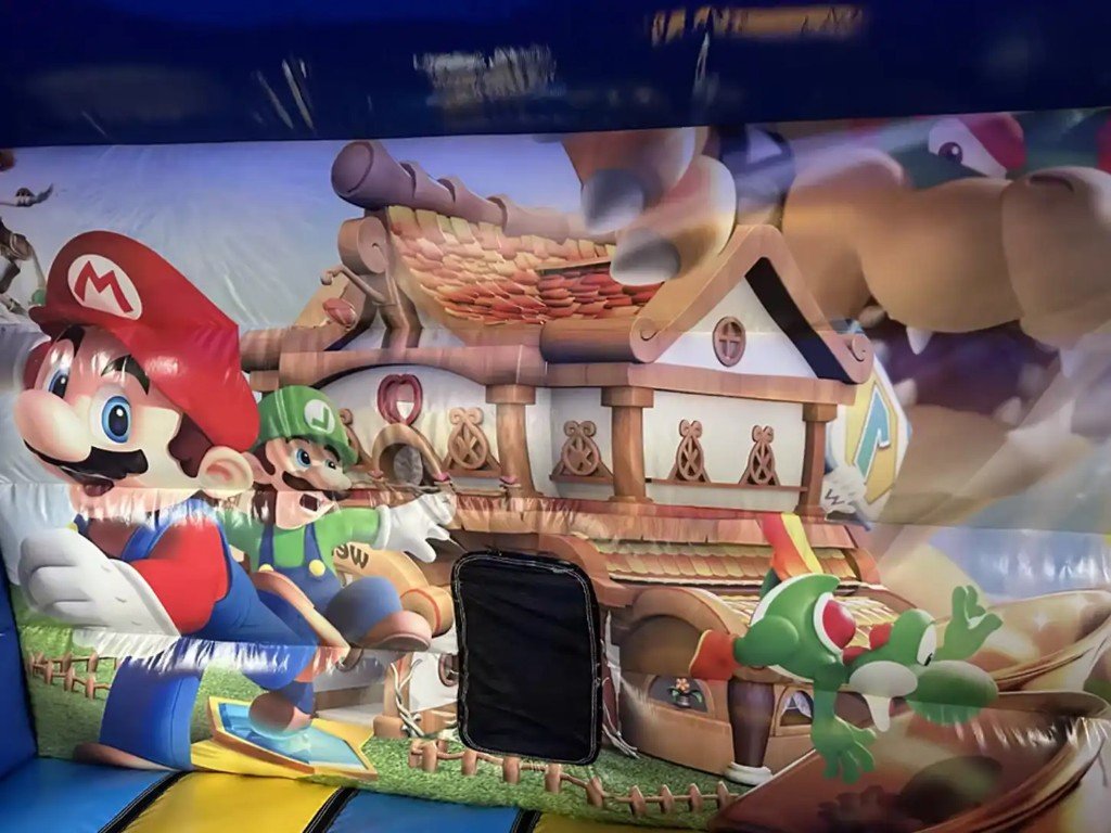 Super Mario 12x18 bouncy castle image 3